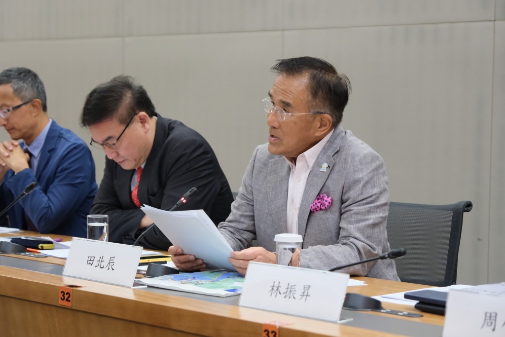 田北辰建議各決策局除履行原有職能外,需訂立招商引資關鍵績效指標(KPI)。田北辰FB圖片 田北辰建議各決策局除履行原有職能外,需訂立招商引資關鍵績效指標(KPI)。田北辰FB圖片