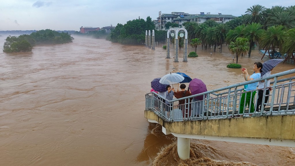 桂林迎來26年來最大洪水。（中新社）