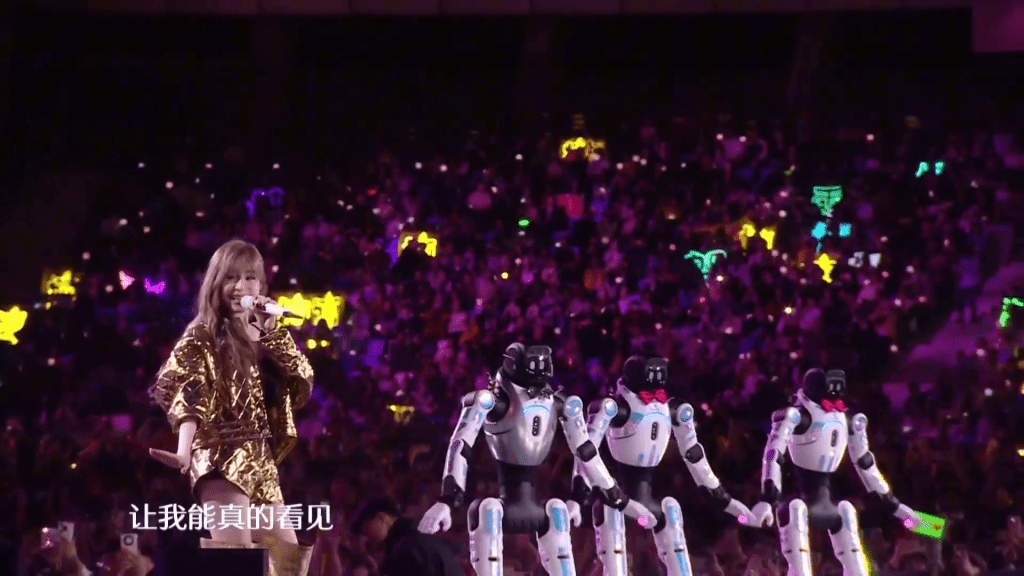 王心凌同台炸場，智元機械人靈犀X2亮相湖南衛視爆紅。