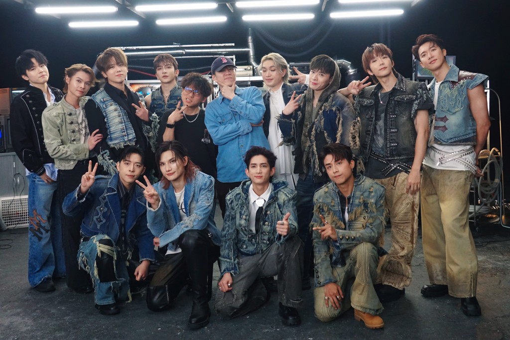 今次除有与MIRROR合作无间的PangPang编舞外，再加上以强劲Popping机械舞舞技闻名的Tsoul助阵。