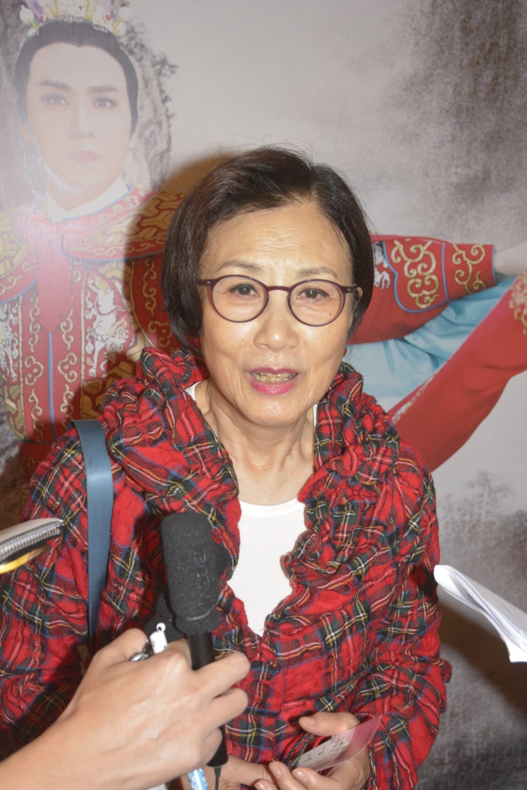 汪明荃表示聖誕節有11場粵劇演出,好大壓力。 汪明荃表示聖誕節有11場粵劇演出,好大壓力。