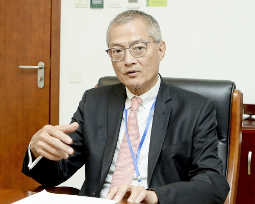 盧寵茂形容,本港的疫情如「山林大火」。資料圖片