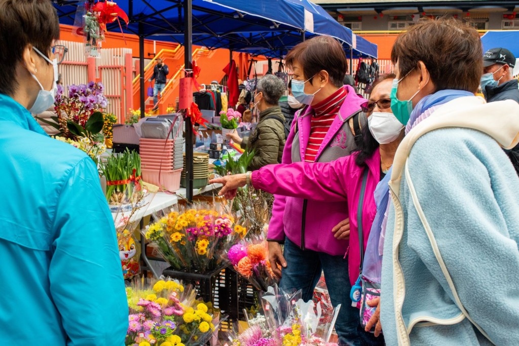 順聯香港善用「新．活空間」的場地籌辦多元化活動，例如於農曆新年舉辦「福兔迎春新年祭」，與市民分享節日喜悅。