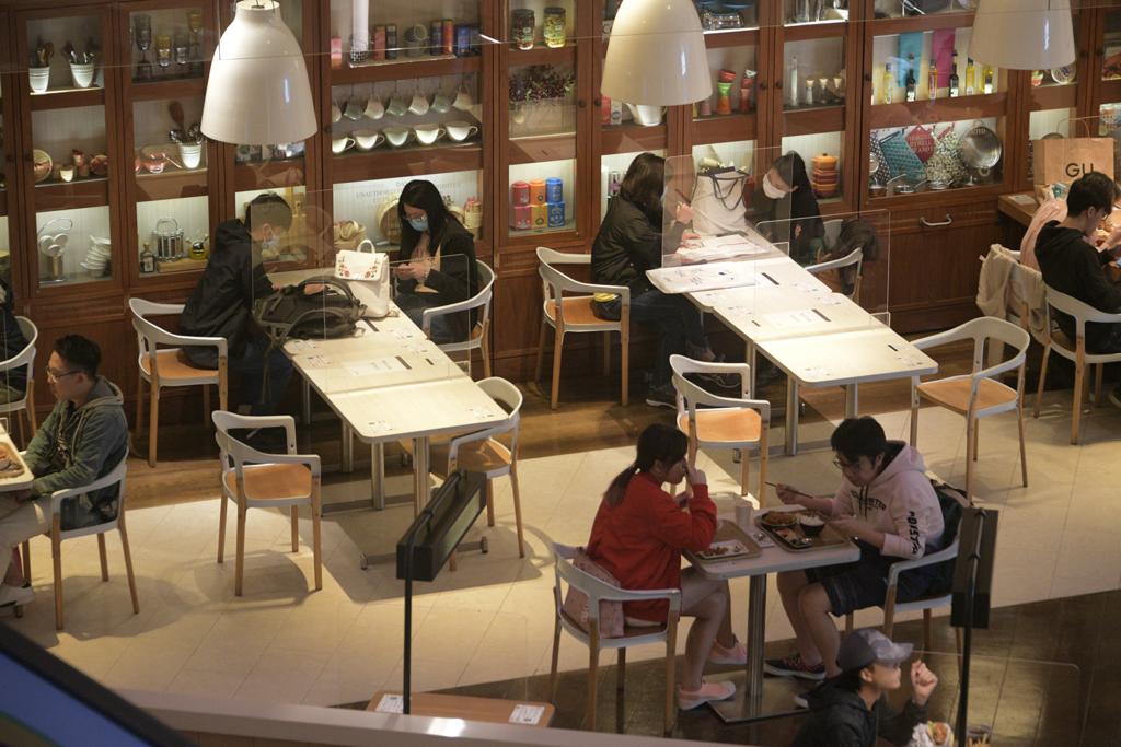 堂食只能開放到晚上10時。