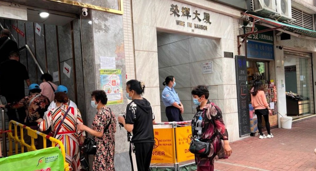 旅監局派員到土瓜灣等遊客區巡查。