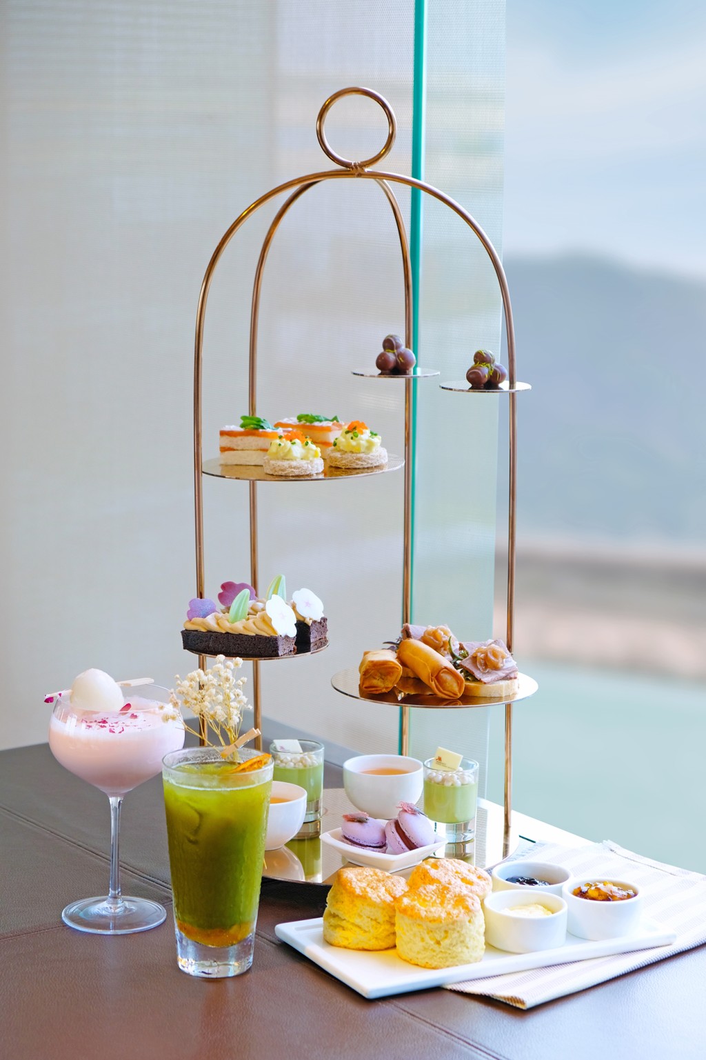 香港天際萬豪酒店 ∙ 昂坪360櫻花抹茶下午茶套票,$596(2位用) 香港天際萬豪酒店 ∙ 昂坪360櫻花抹茶下午茶套票,$596(2位用)