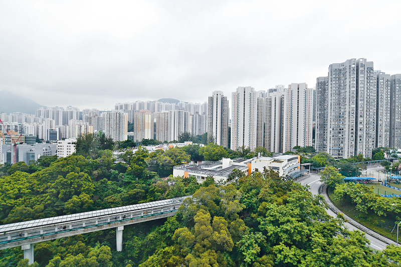 ■單位享有開揚景觀，同時外望綠林及市景。