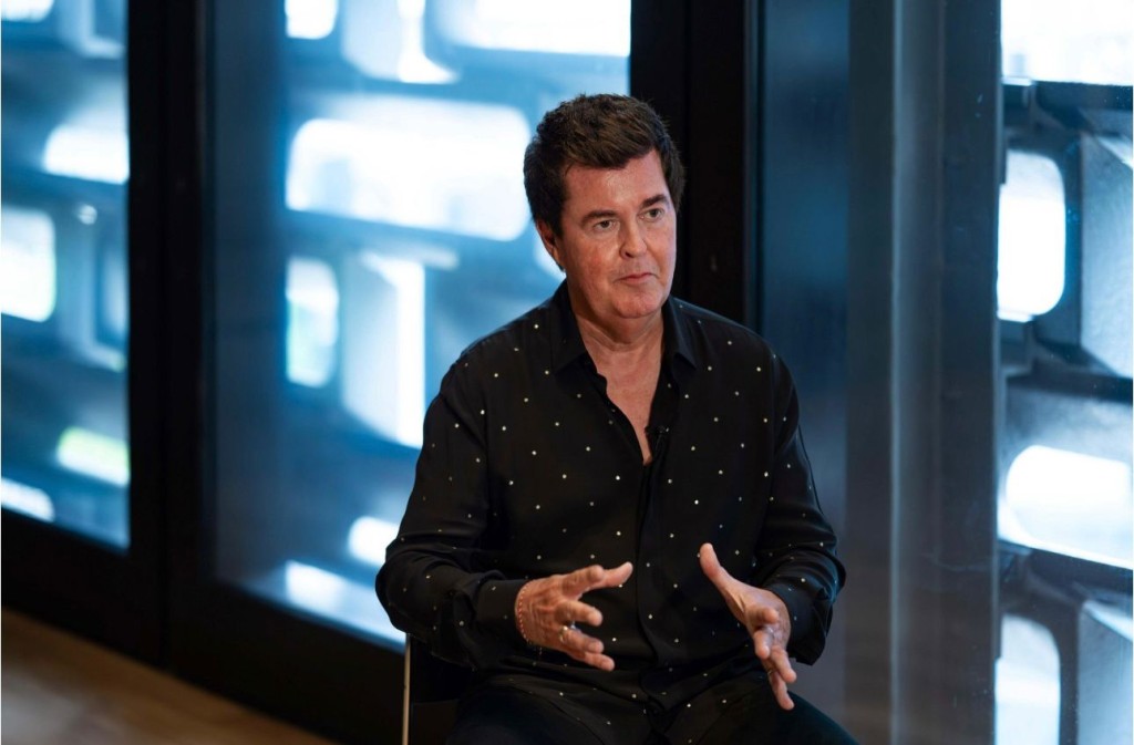  Simon Fuller