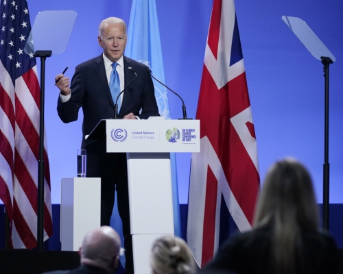 拜登出席气候峰会一名随行官员确诊。AP图片
