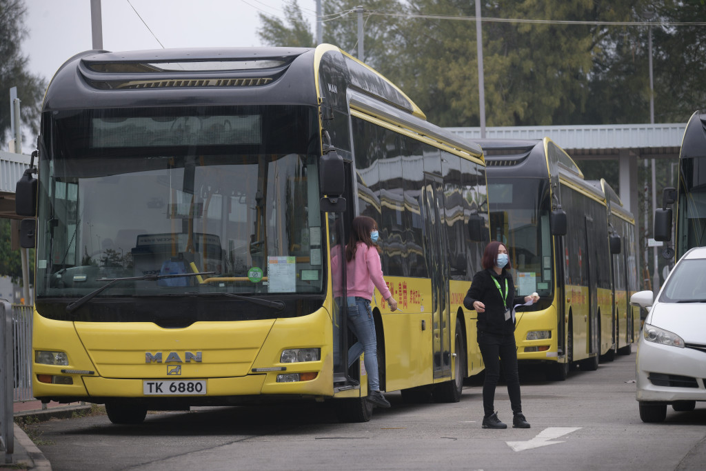 跨境巴士会增加班次，行走皇岗口岸。