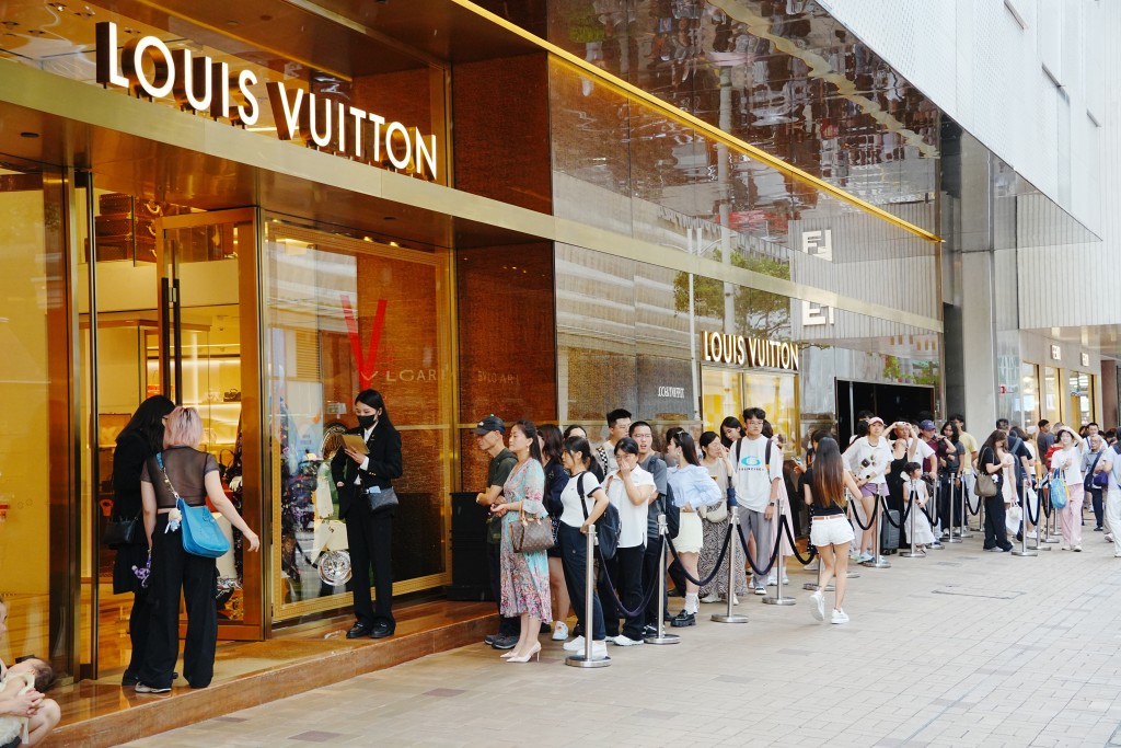 今年首兩個月港旅客人次，按年增加18%。資料圖片