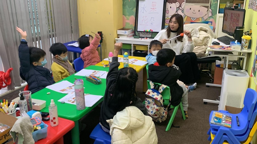 面對小一叩門，Miss Fong認為家長應該保持輕鬆，並提醒孩子學習享受過程。（圖片來源：受訪者提供）