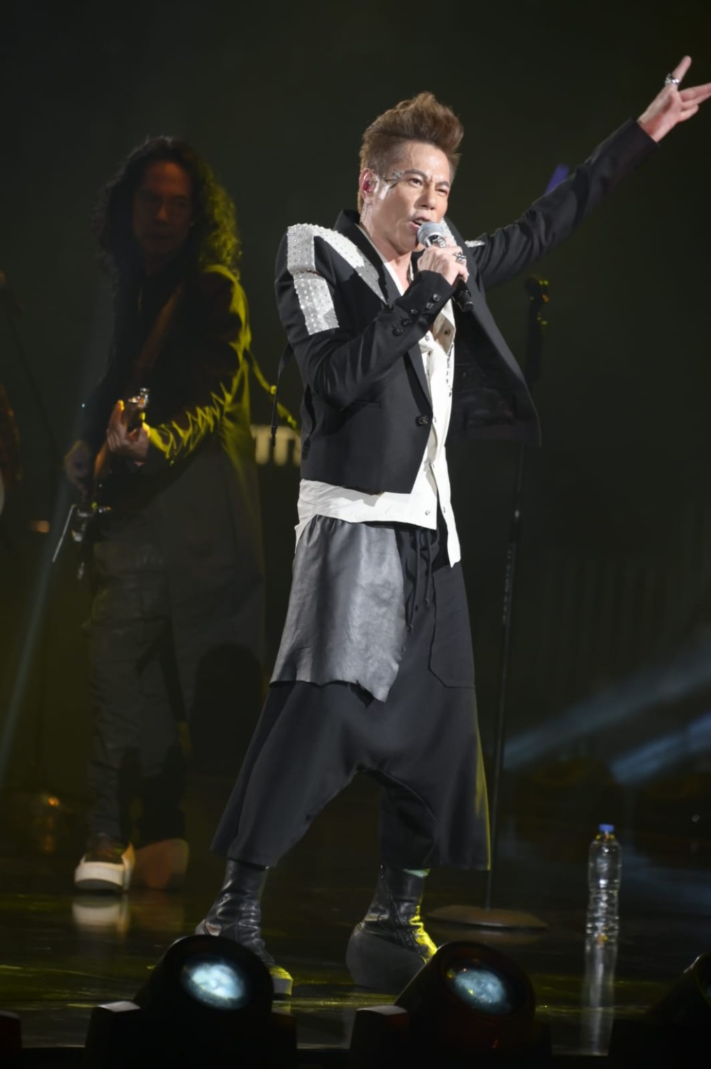 雷有輝叫大家要:「堅持自己夢想。」