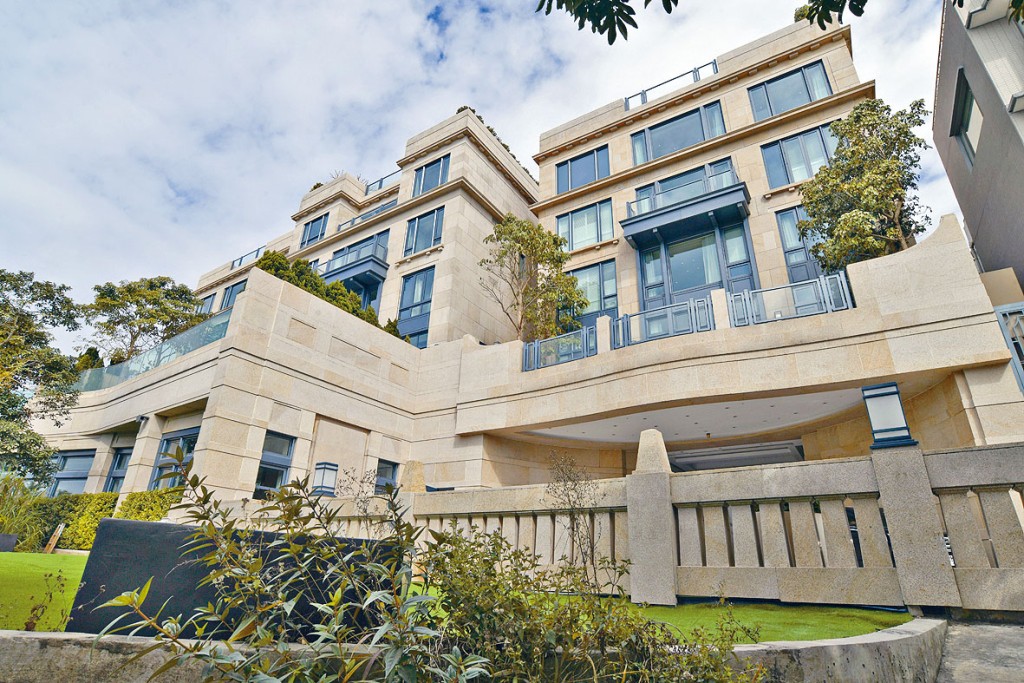 山頂豪宅11 Plantation Road首推洋房招租。