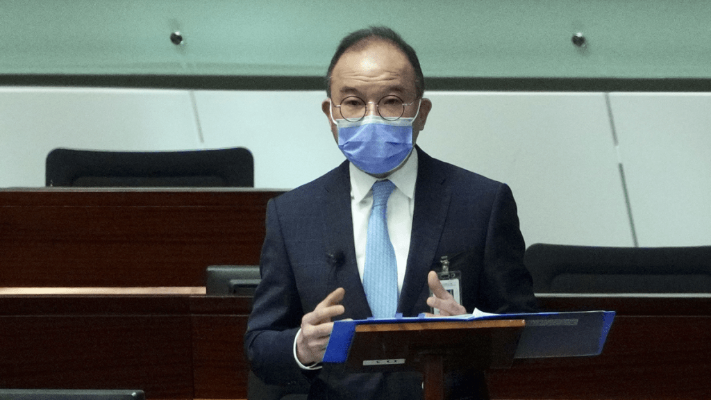 曾國衞指區議會說成特區民主進程一部分均是曲解《基本法》。資料圖片