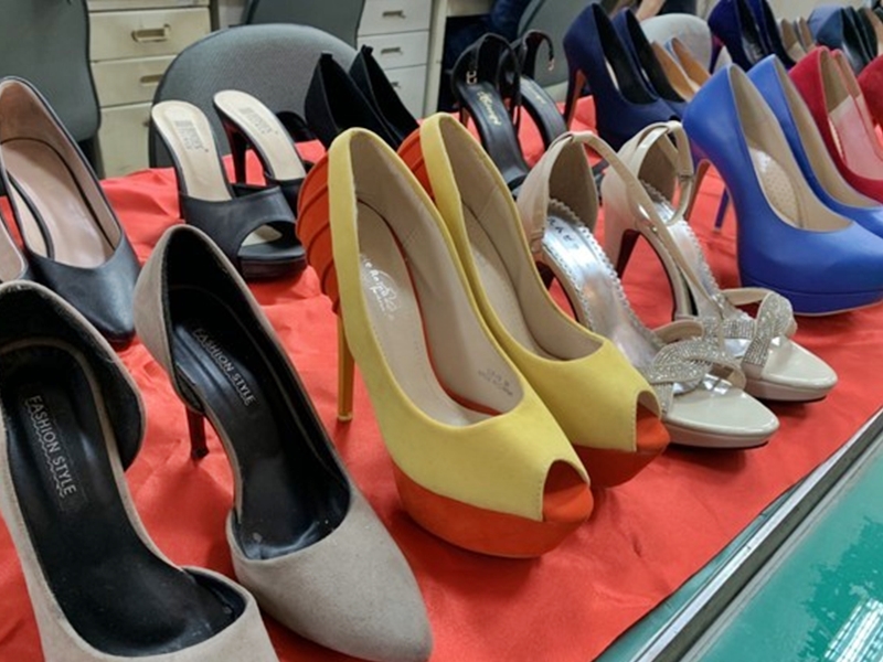 被偷去的高跟鞋。網圖