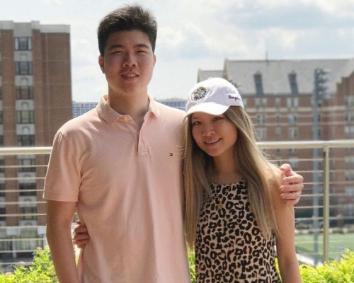 Victor Liu(左)和Cynthia Liu(右)滯留內地三年後獲批准返美。網圖