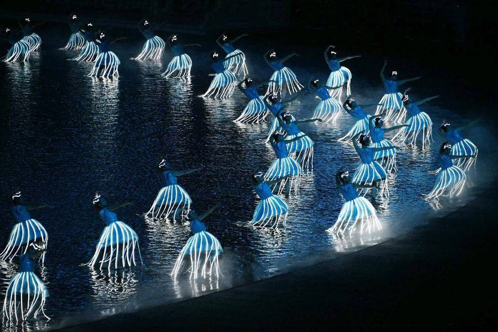 全運會開幕式。 全運會開幕式。