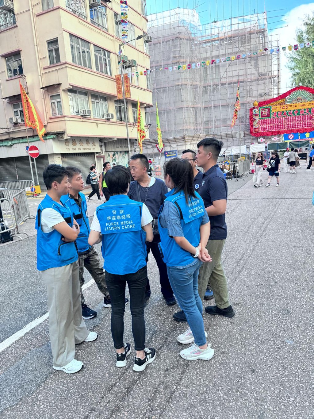 警察傳媒聯絡隊屬兼任職務單位,成員來自不同警隊部門,負責擔任警方與傳媒兩方的溝通橋樑。 警察傳媒聯絡隊屬兼任職務單位,成員來自不同警隊部門,負責擔任警方與傳媒兩方的溝通橋樑。