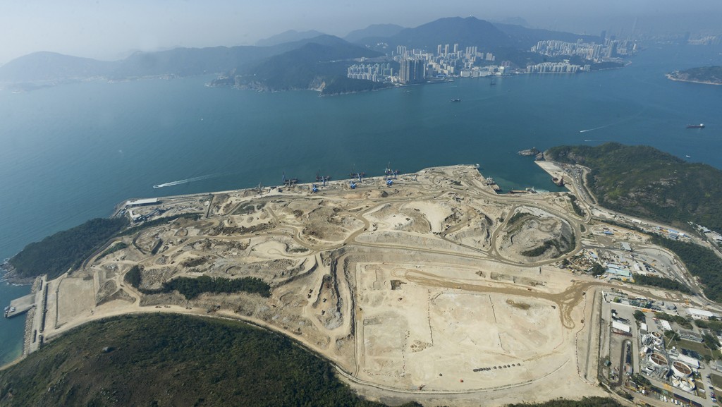 將軍澳第137區的土地。資料圖片