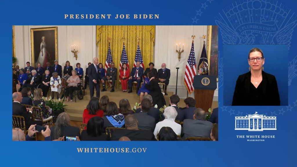 楊紫瓊接受美國總統拜登祝賀。