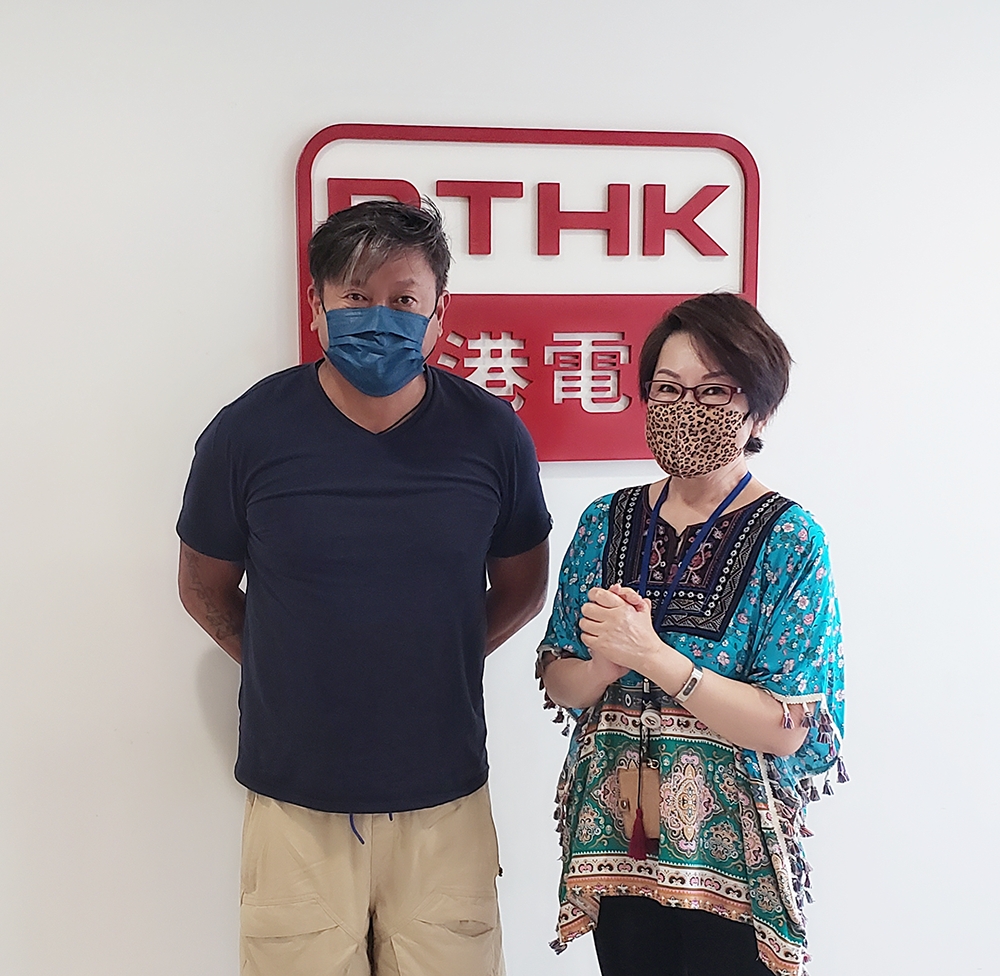 魏駿傑接受車淑梅訪問。