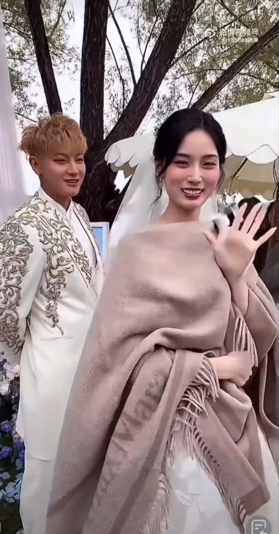 黃子韜與徐藝洋在三亞海棠灣舉行婚禮。