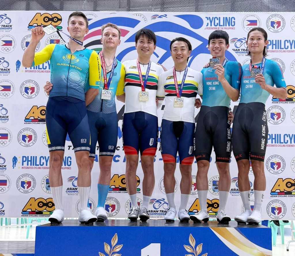 相隔两届，终有香港男子组合（右）取得麦迪逊赛奖牌。香港单车总会图