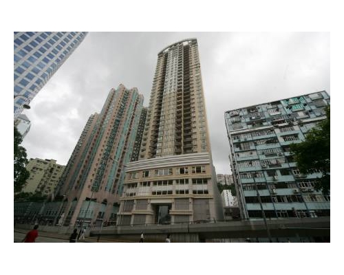慧雲峯中層海景三房戶2040萬成交。