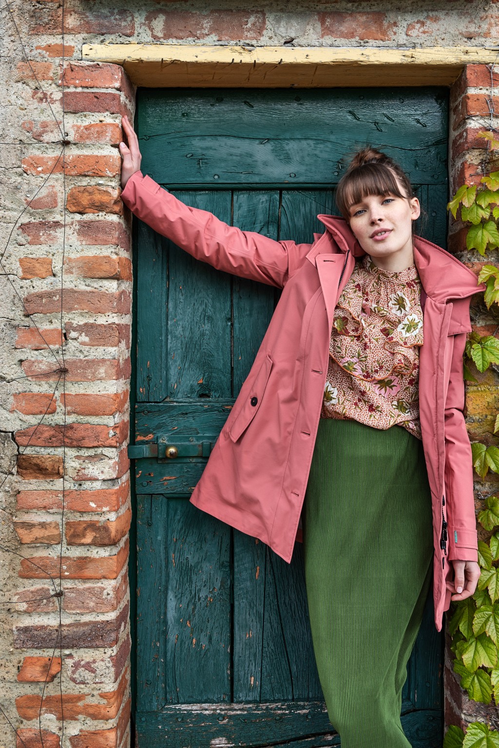 再生物料制作的粉色外套/售价待定。