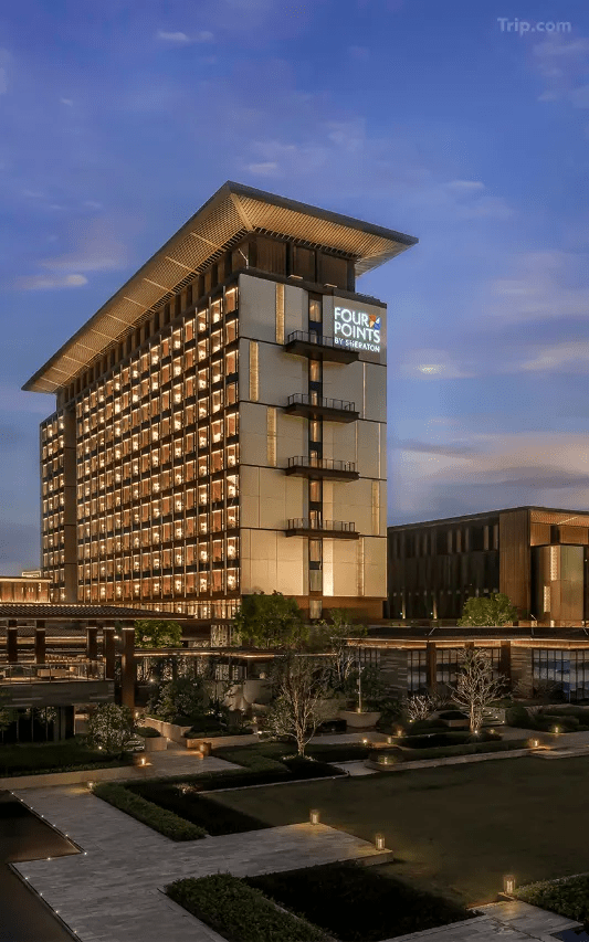廣州白雲國際會議中心越秀福朋喜來登酒店於2023年開業。