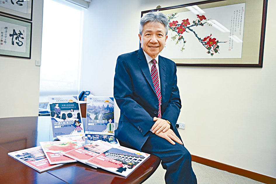 張仁良認為可通過舉辦與內地生的交流、到訪內地歷史名勝活動等學習活動,培養學生國民和國安意識。