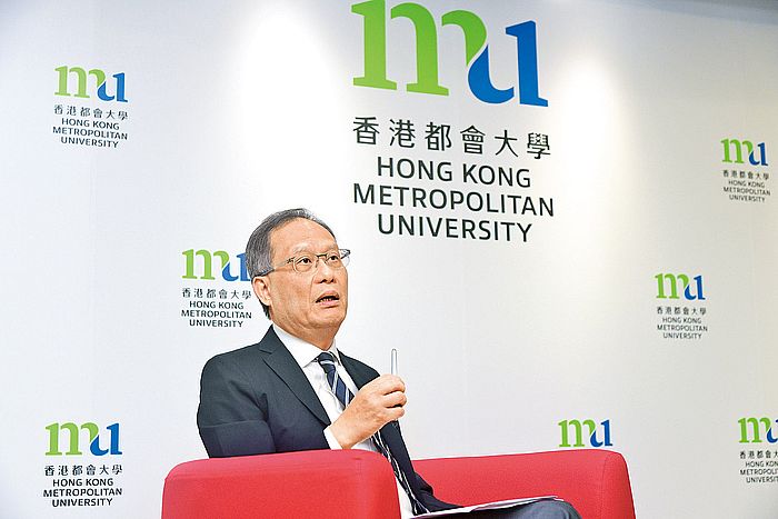 林群聲校長笑言﹕「加入都大最開心是工作雖然忙碌，但有意義。未來會用心做好管理，確立清晰方向，帶領教職員以務實態度做好工作。」