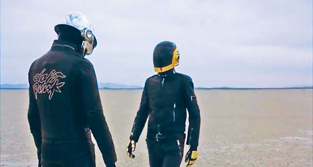 Daft Punk拍片以特別方式宣布解散。