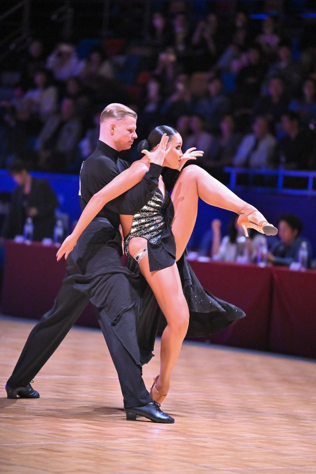 傷癒復出的李悅琛（右）跟Egor（左）表現突出，獲得不少掌聲，中國香港體育舞蹈總會圖