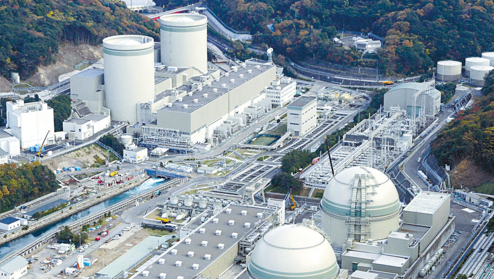2011年东京大地震发生，福岛核电站6个反应堆中，3号机和5号机反应堆由东芝供应，其中3号机损毁最严重，导致东芝的核电业务受到重创。