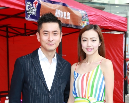 李思欣（右）爆范振鋒未Ready做老竇。