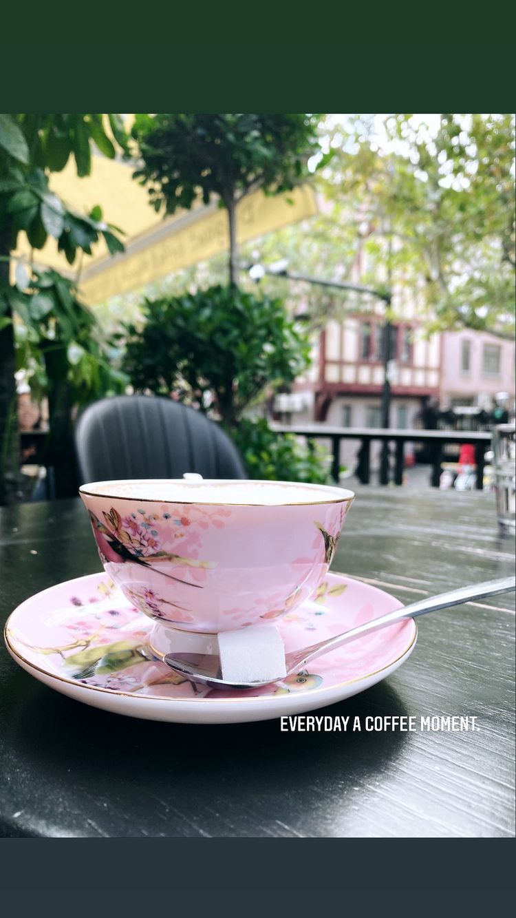 去咗嘆茶。