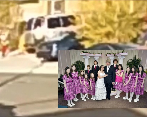 較年長的受害子女抱起年幼的弟妹在警員護送下離開「恐怖屋」。（網圖）