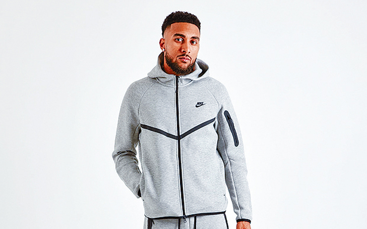 灰色Nike Tech fleece搜尋量激增。