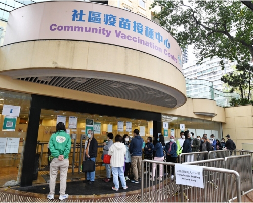 政府表示,至今逾2.7萬名市民已接種了第一劑疫苗。資料圖片
