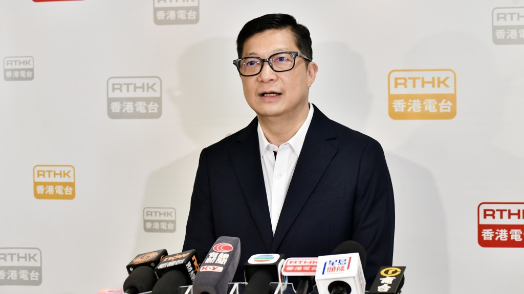 新皇崗口岸︱港方口岸區兩次測試完成 鄧炳強指整體暢順 主要需改善指示牌、防止交匯處擠塞