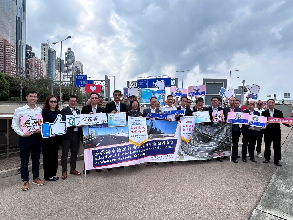 运输署及立法会议员实地视察。