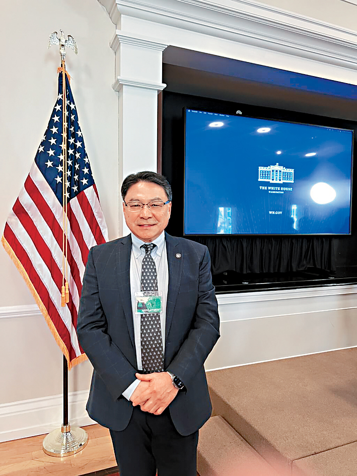 加州索諾馬州立大學校長李明東。