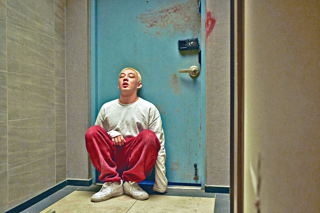 劉亞仁主演的喪屍片《ALIVE》下月8日在串流平台上架。