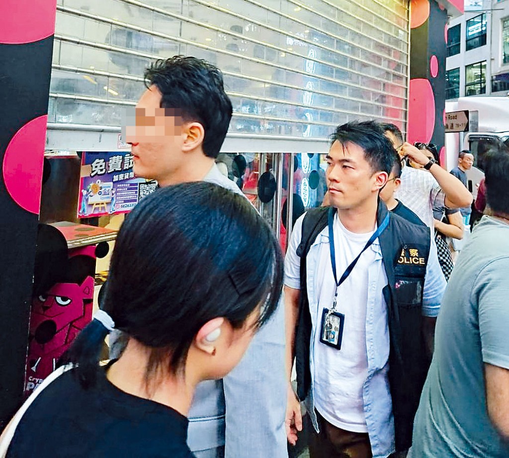 陳小龍昨午被探員帶往場外找換店（OTC）「加密豹 CryptoPARD」店調查。