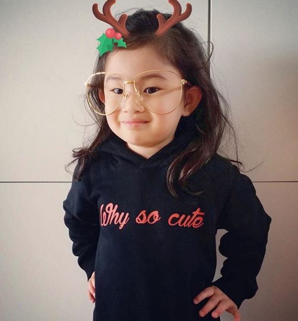 郑希怡囡囡梁浸浸