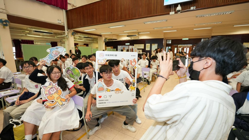 林定国期望同学们能学习到多聆听和运用同理心，以和平的方式化解冲突。林定国facebook图片