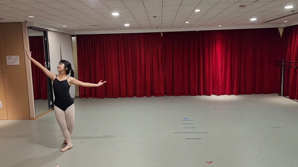 Celine楊鎧凝芭蕾舞練習片段截圖。