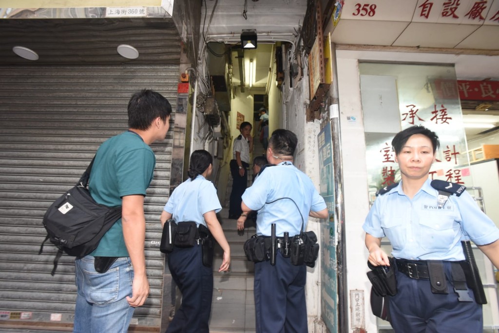 警員到場調查。